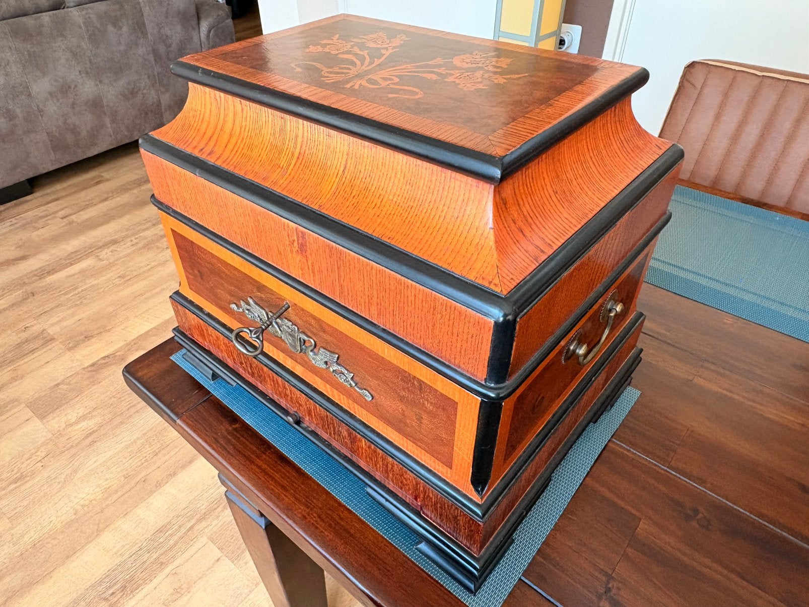 Exclusieve Franse Cave à Liqueur Napoleon III (ca. 1870), Ophalen