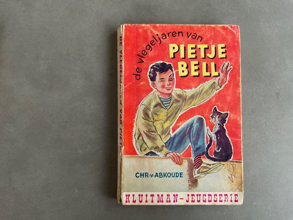 De vlegeljaren van Pietje Bell - Kluitman Jeugdserie, Boeken, Kinderboeken | Jeugd | 10 tot 12 jaar, Gelezen, Ophalen of Verzenden