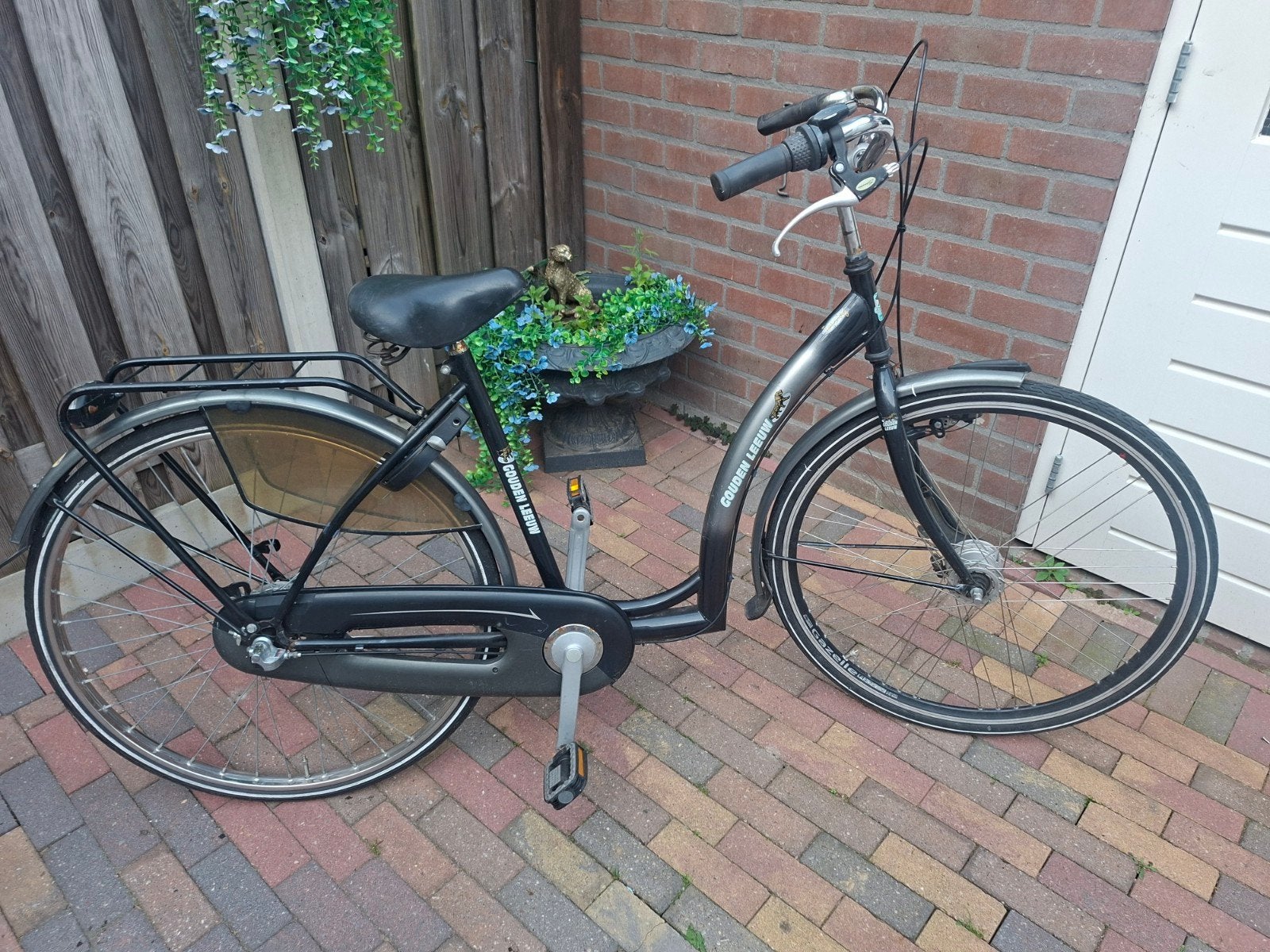 Dames fiets 3 versnellingen, Fietsen en Brommers, Fietsen | Dames | Damesfietsen, Ophalen, Gebruikt, Overige merken, Versnellingen