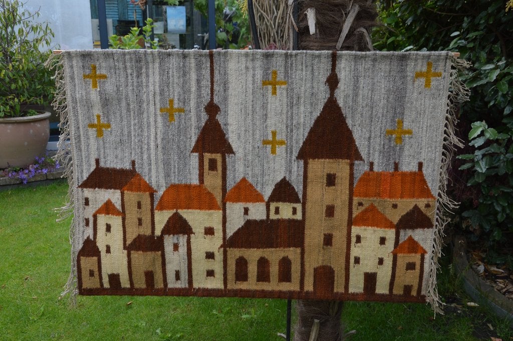 Pools Kelim wandkleed van wol: Dorpje met kerk 110 cm / 75cm, 110 cm, Gebruikt, Wandkleed, Ophalen of Verzenden