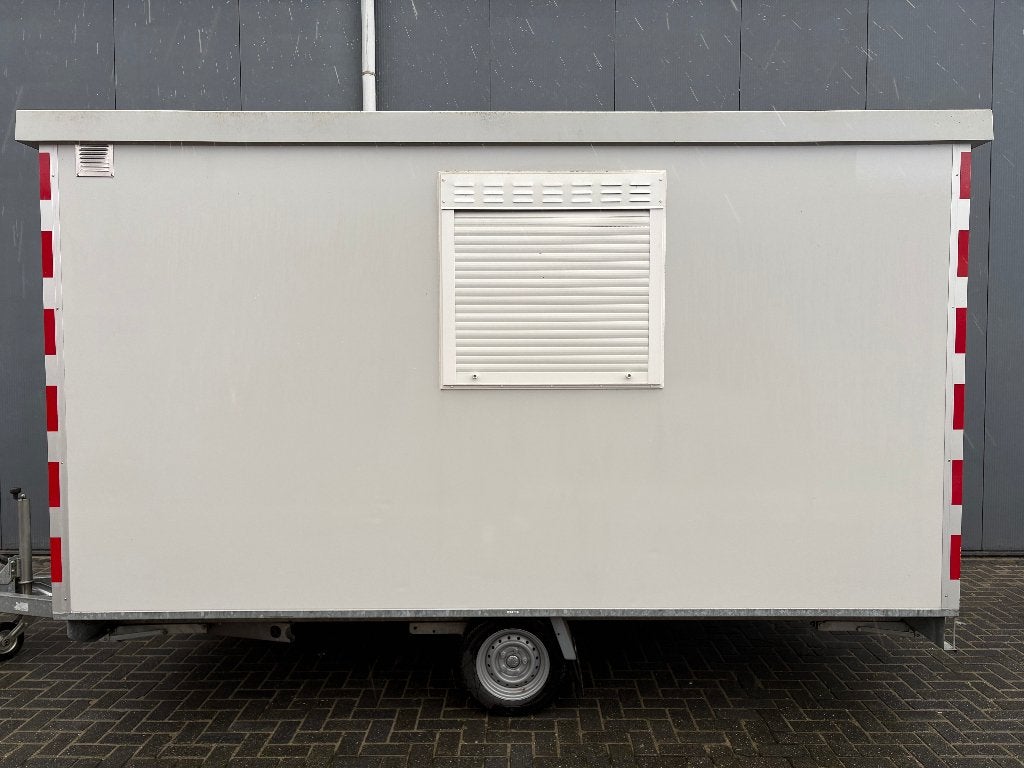 Te koop Brouwer snelverkeer schaftwagen bouwkeet met berging, Doe-het-zelf en Verbouw, Ophalen, Zo goed als nieuw