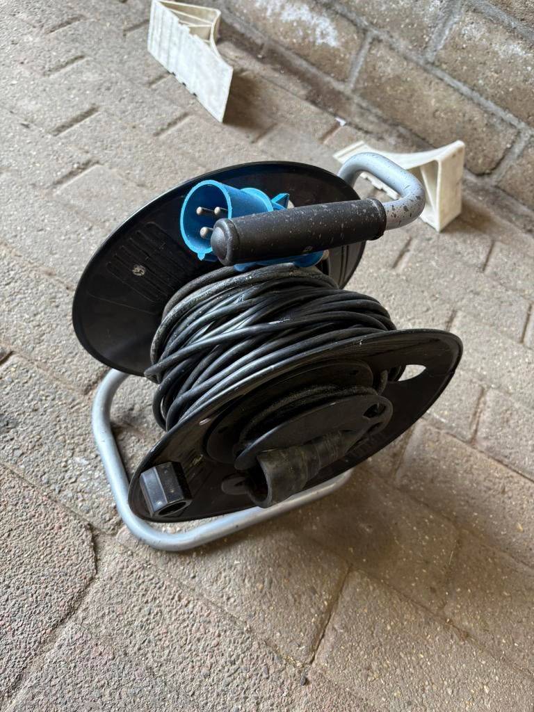 20 meter Caravan haspel, camper haspel, stroomkabel, kabel, Ophalen, Zo goed als nieuw