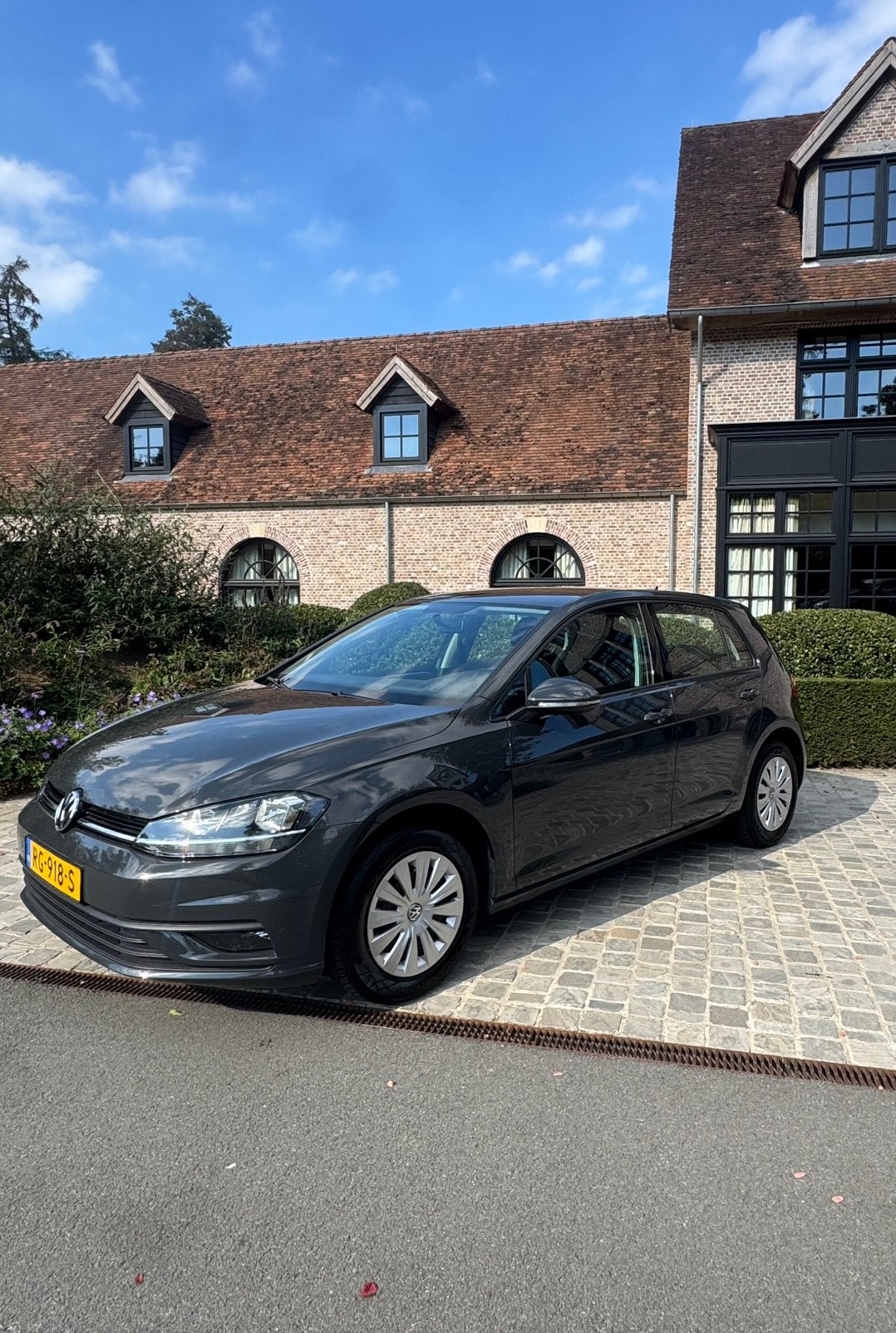 Volkswagen Golf 7 1.0 TSI | Dealer Onderhouden | Carplay, Dealer onderhouden, Stof, Zwart, 610 kg