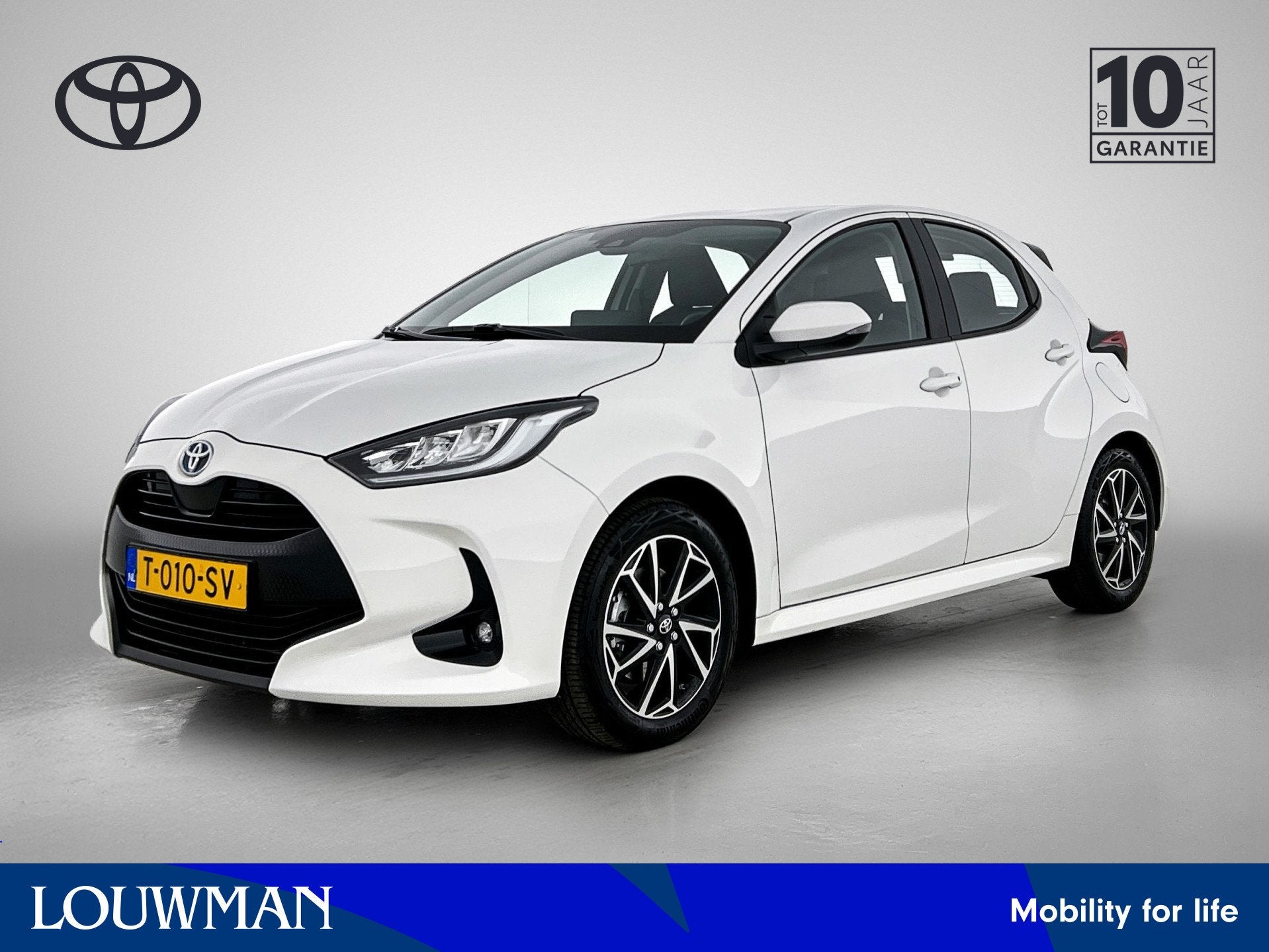 Toyota Yaris 1.5 Hybrid Dynamic (bj 2023, automaat), 12 maanden, Gebruikt, Bedrijf, Hybride Elektrisch/Benzine