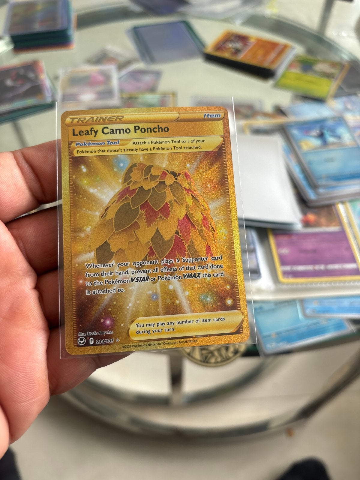 Leafy Camo Poncho Gold Secret Rare Pokémon Kaart, Ophalen of Verzenden, Zo goed als nieuw, Losse kaart