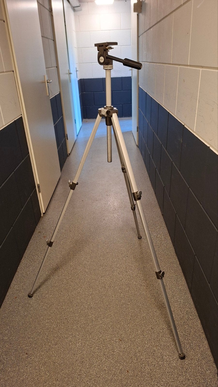 Fotocamera statief  Kenlock 2000, Ophalen of Verzenden, Minder dan 150 cm, Driepoot