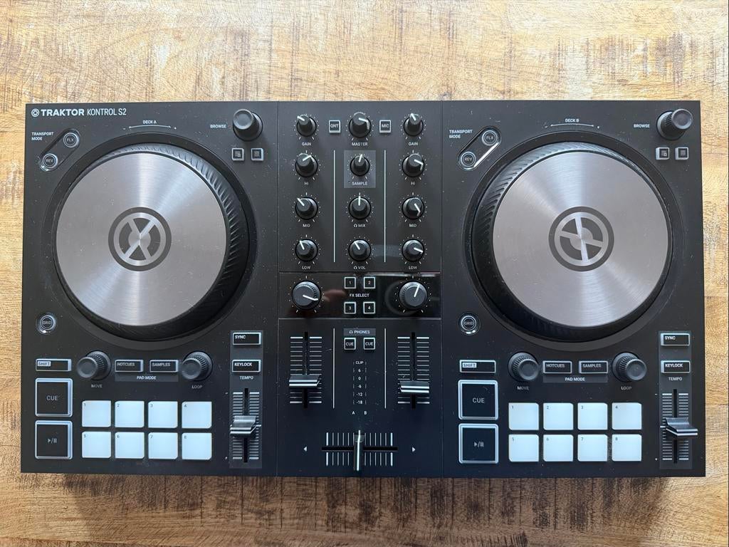 Native Instruments Traktor Kontrol S2 DJ Controller, Ophalen of Verzenden, Zo goed als nieuw, Dj-set, Overige merken