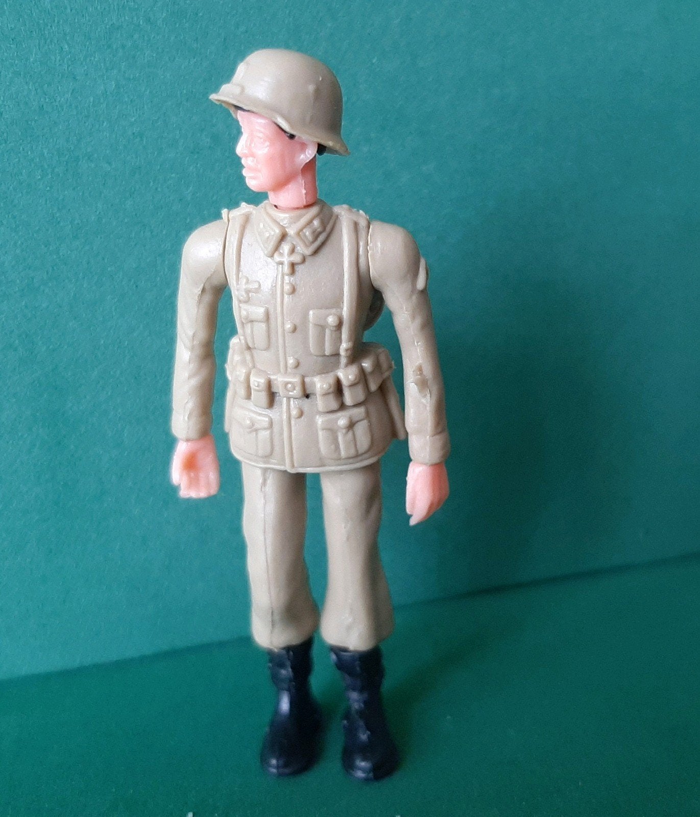 Ferrero Kindersurprise Moderne soldaat figuur, Verzamelen, Ophalen of Verzenden, Zo goed als nieuw