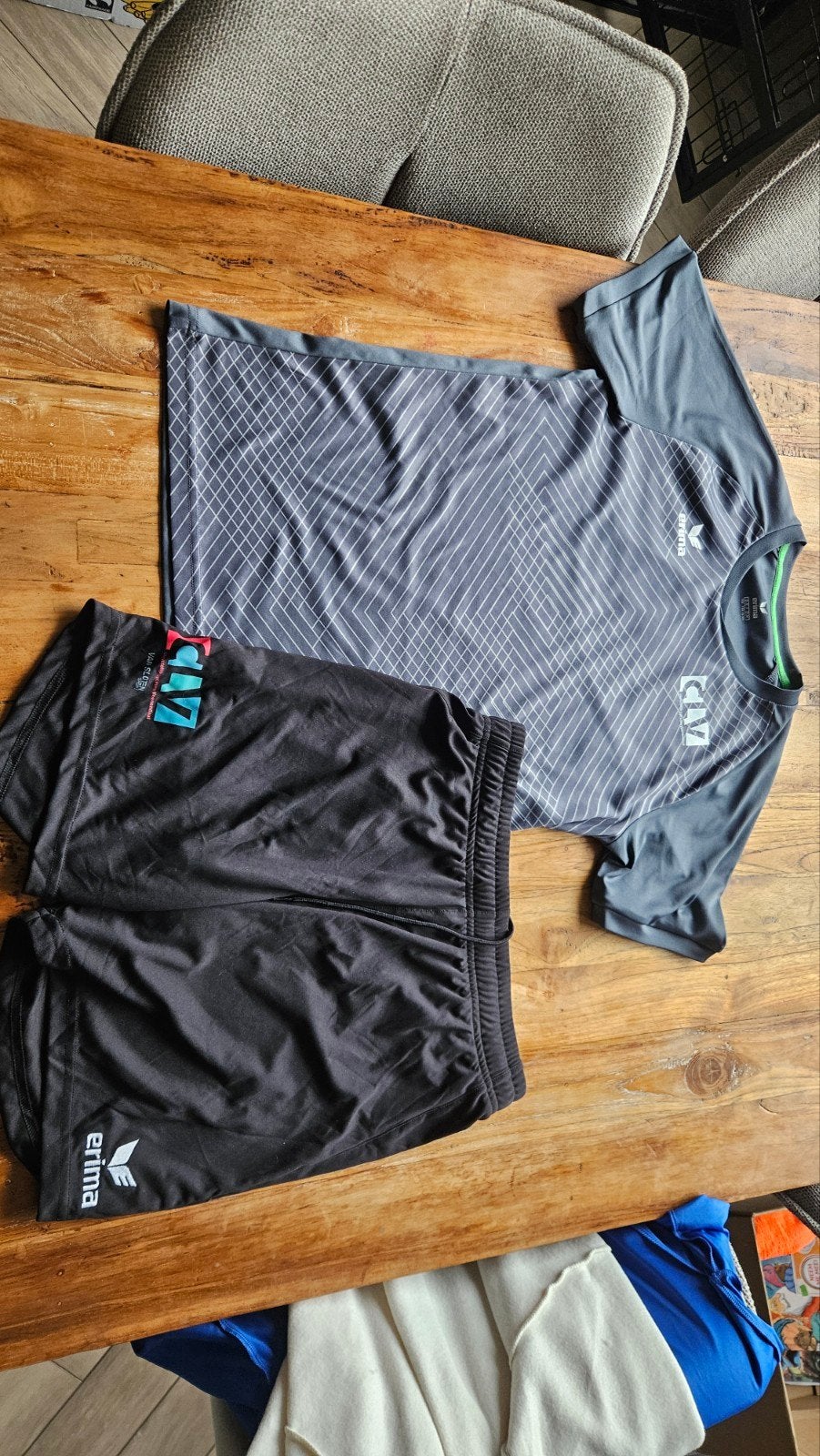 CLV Sportkleding Maat 164 - Zo goed als nieuw, Kinderen en Baby's, Jongen of Meisje, Erima, Ophalen of Verzenden, Zo goed als nieuw