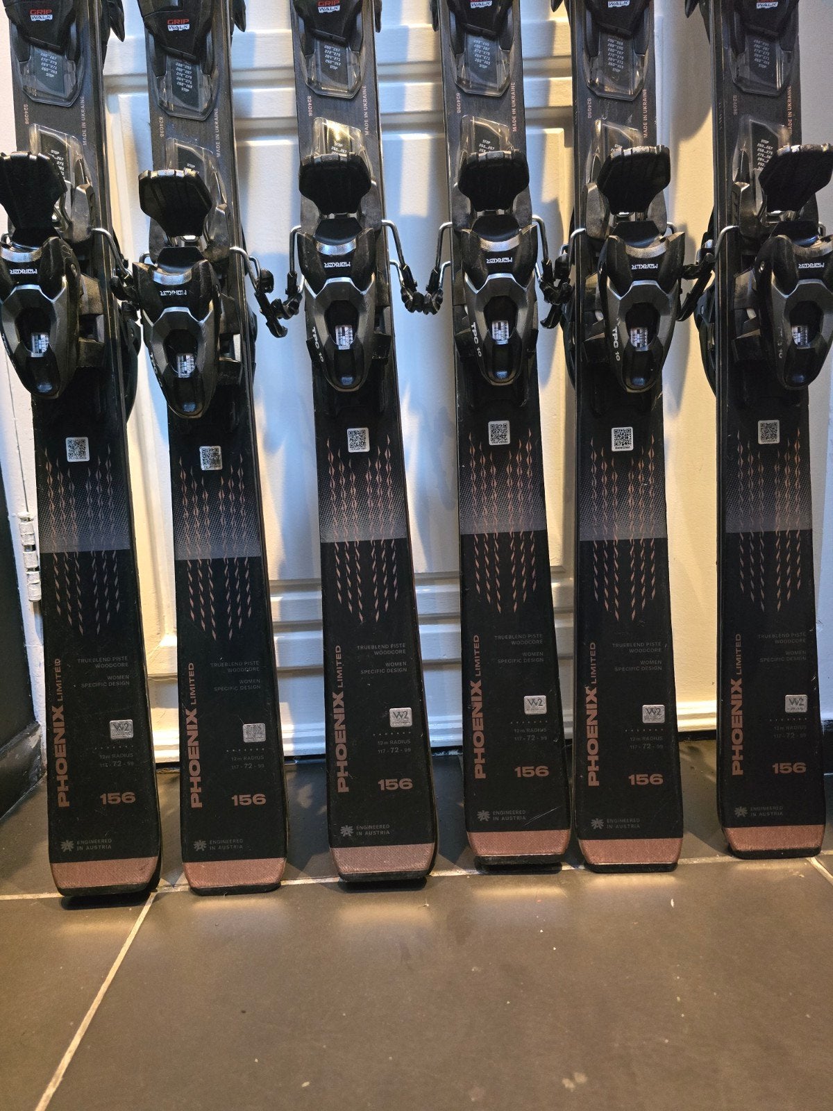 156cm BLIZZARD PHOENIX LIMITED R13 CARBON DAMES SKIS, Overige merken, 140 tot 160 cm, Ophalen of Verzenden, Zo goed als nieuw