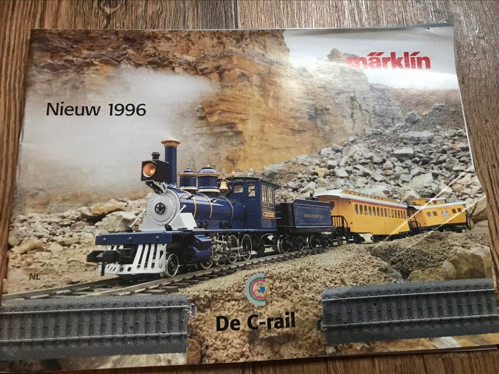 Marklin schaal HO wagons + catalogus, Wisselstroom, Gebruikt, Märklin, Boek, Tijdschrift of Catalogus
