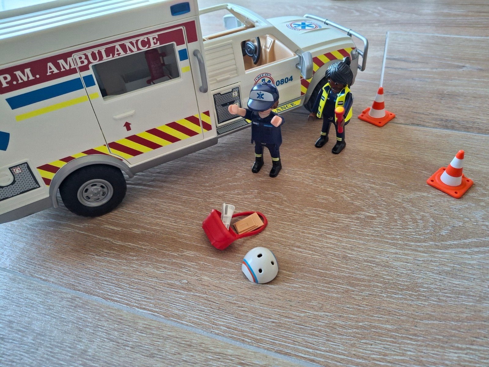 Playmobil US Ambulance reddingsvoertuig 70936, Ophalen of Verzenden, Gebruikt