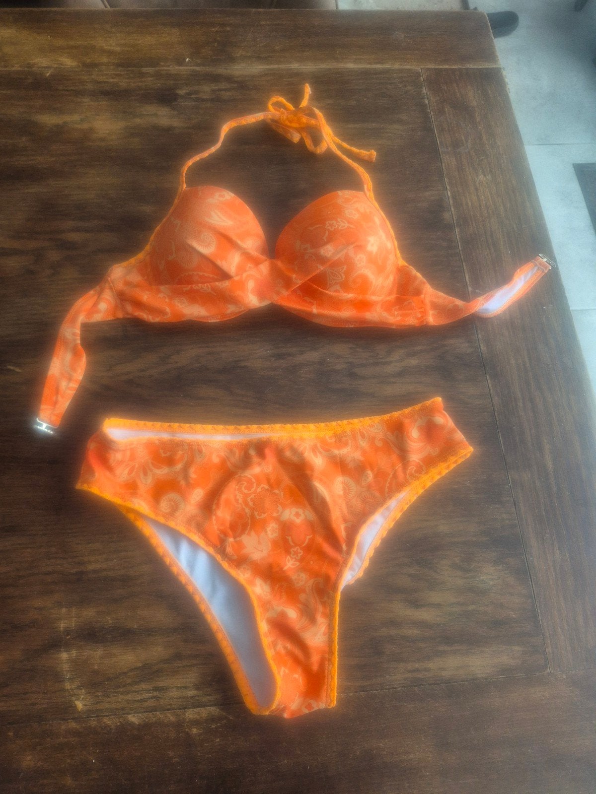 Oranje bikini met patroon maat M, Nieuw, Oranje, Ophalen of Verzenden, Onbekend