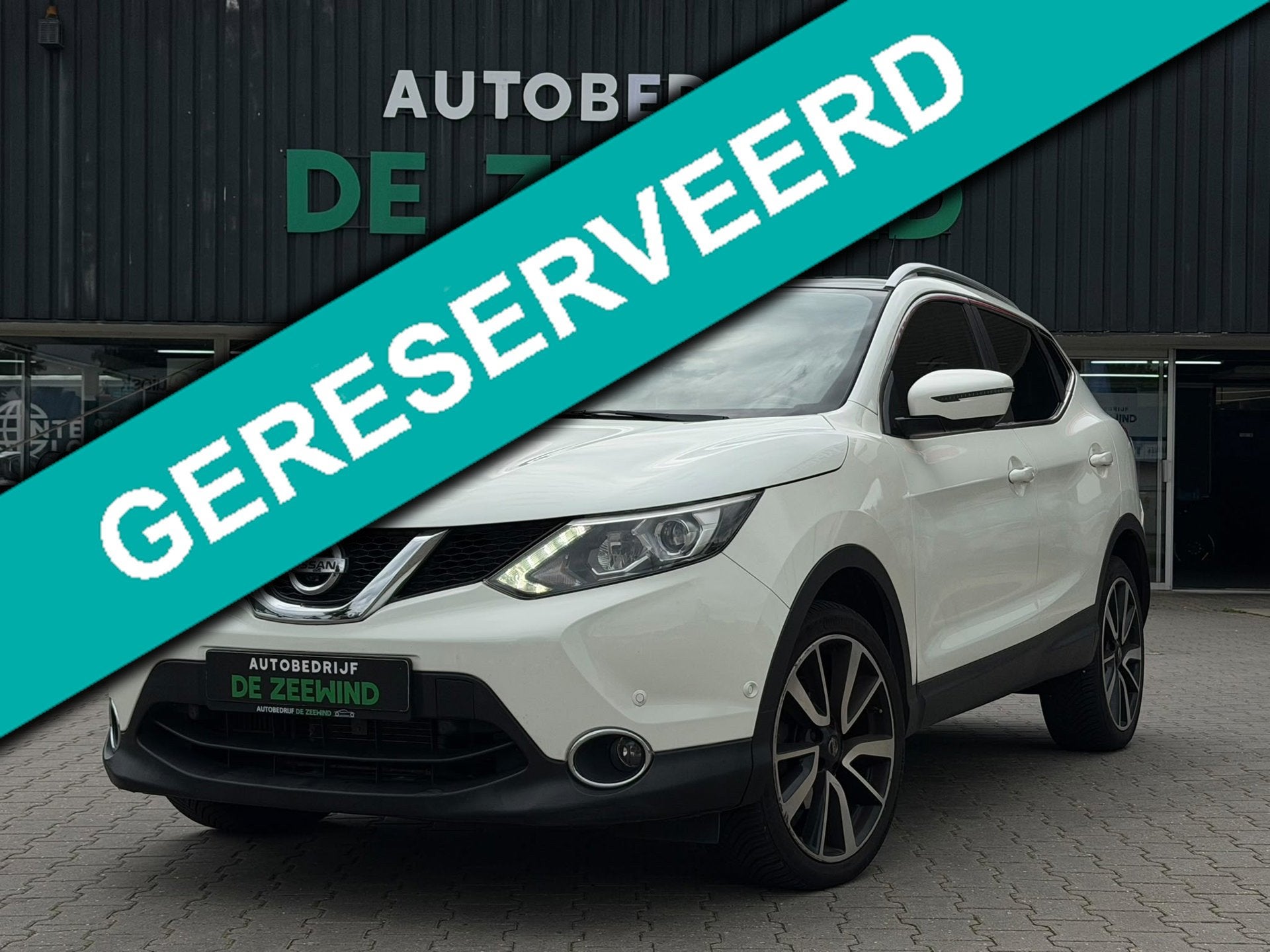 Nissan Qashqai 1.2 Tekna|Pano|Automaatbak sleept, Auto's, Gebruikt, 4 cilinders, 116 pk, Wit
