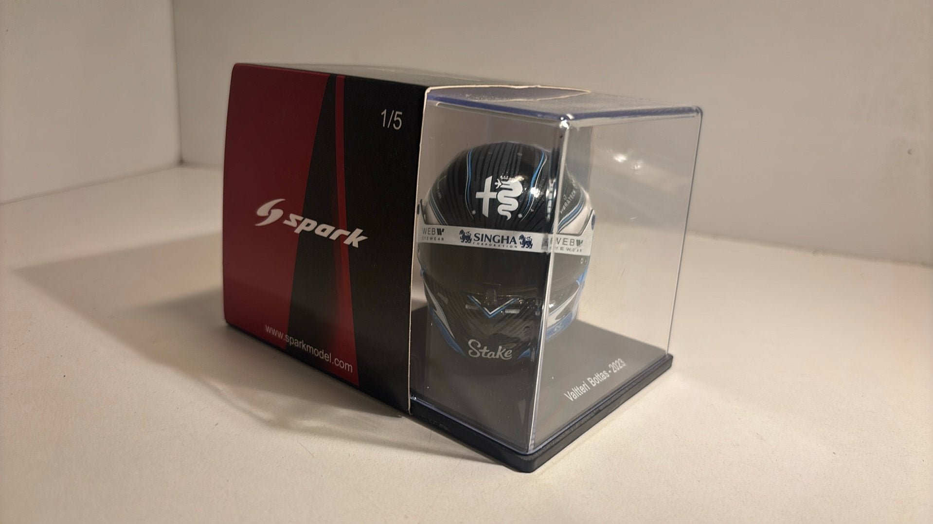 F1 helm valtteri bottas 2023 spark 1.5
