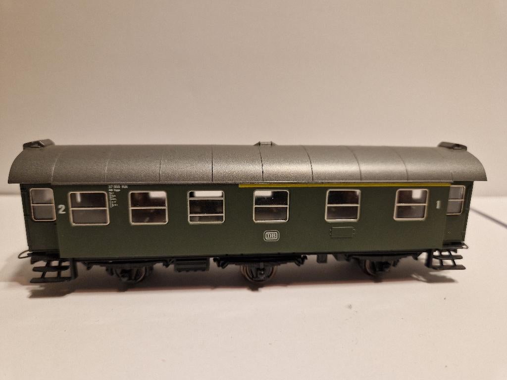 Roco 4215 - personenrijtuig van de DB., Gelijkstroom, Wagon, Ophalen of Verzenden, Zo goed als nieuw
