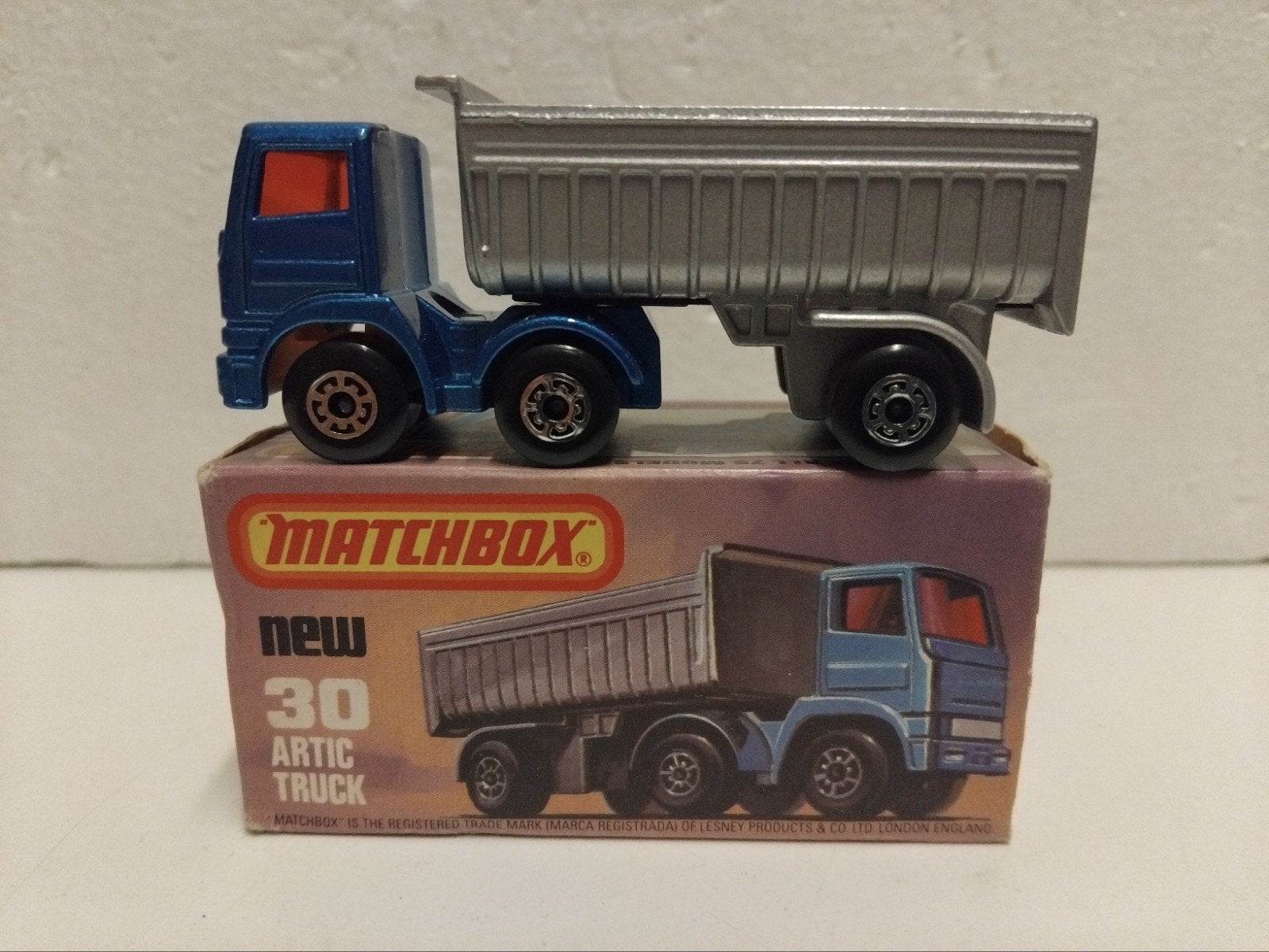 Matchbox #30 Leyland Artic Truck 3INCH, Ophalen of Verzenden, Zo goed als nieuw, Bus of Vrachtwagen, Matchbox