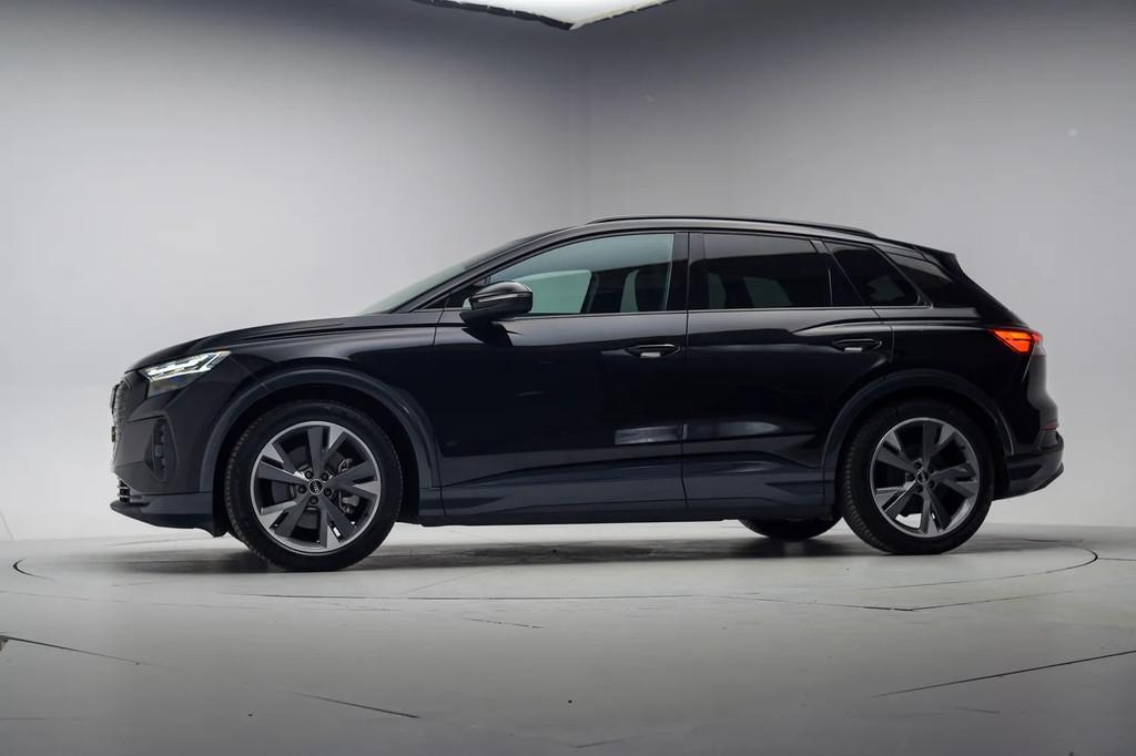 Audi Q4 e-tron 50 Quattro 300pk Launch Edition Advanced [ Na, 0 cilinders, Gebruikt, Zwart, Origineel Nederlands
