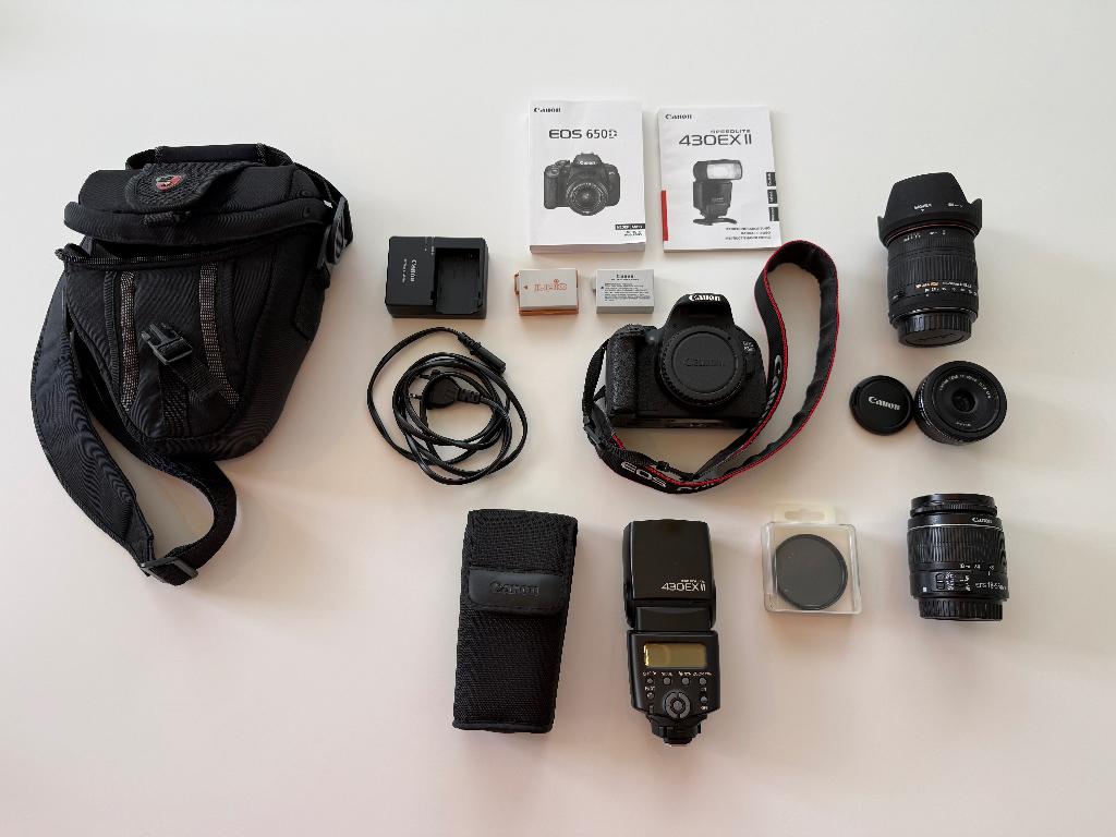 canon eos650d met sigma 18-200, 40mm ef2.8 kitlens, flitser, Ophalen, Gebruikt, Spiegelreflex, Canon
