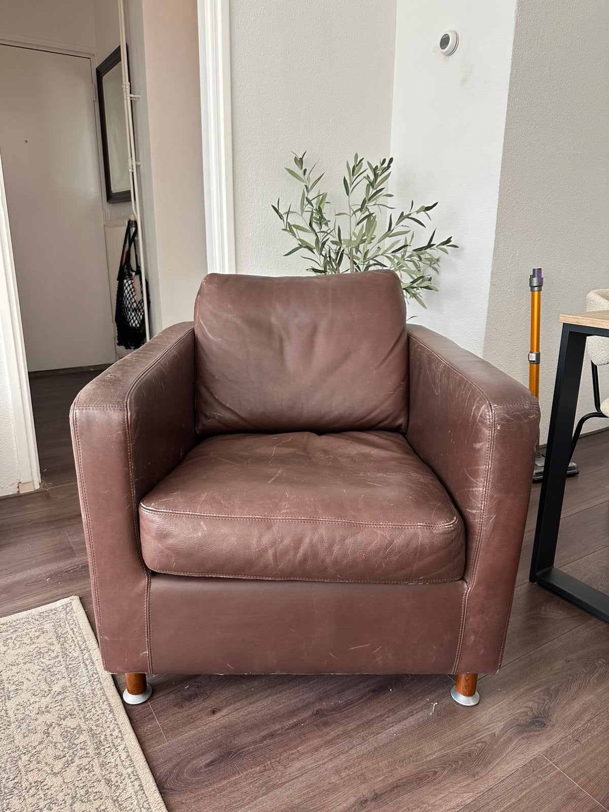 Machalke leren fauteuil – bruin/cognac, Huis en Inrichting, Ophalen, Gebruikt, 50 tot 75 cm, Leer