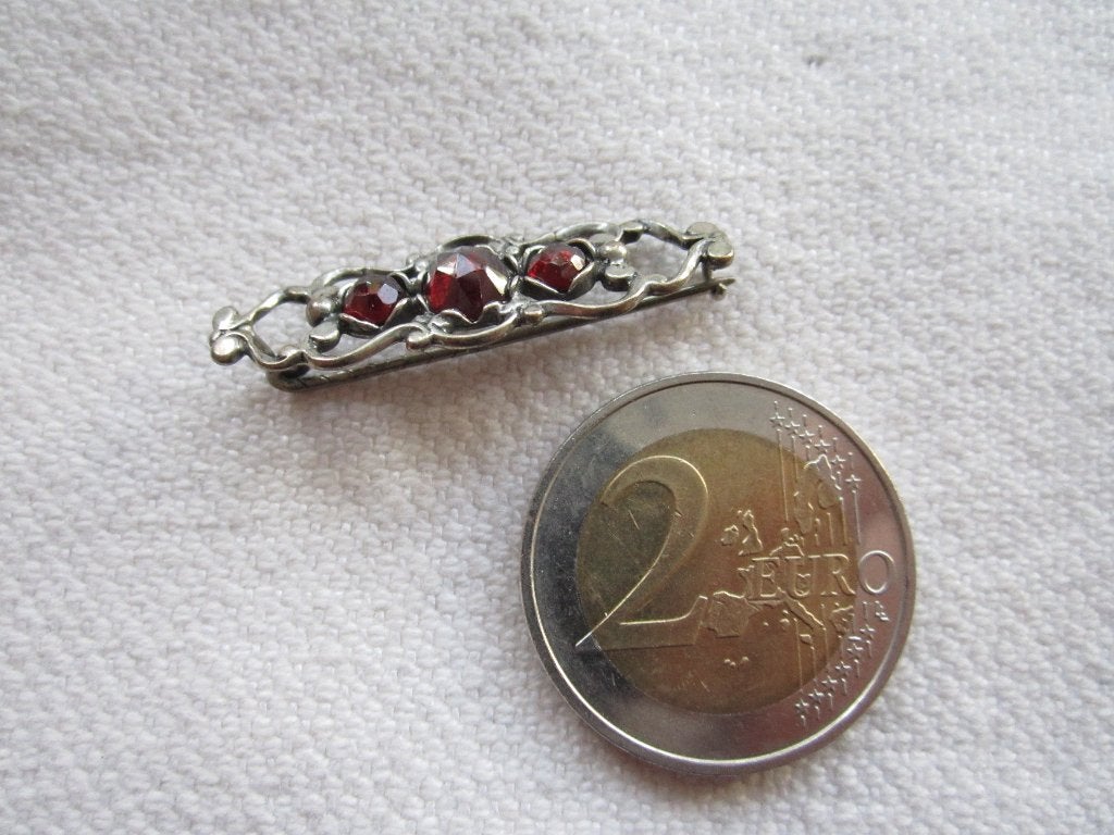 21.   Prachtige kleine oude broche, zilver., Ophalen, Zilver, Broche
