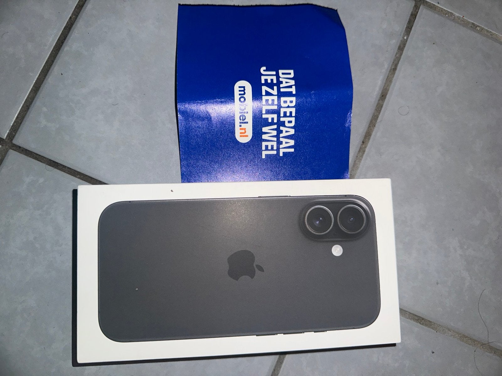 Apple iPhone 16 128GB Zwart – Nieuw en ongeopend in doos, Ophalen, Zo goed als nieuw, Zwart, 128 GB