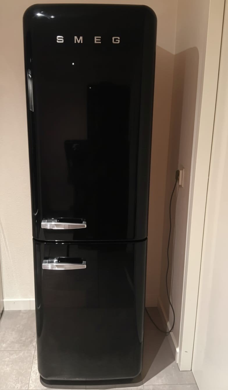Smeg FAB32RBL5 Koelkast met vriezer - Zwart, Retro Stijl, Ophalen