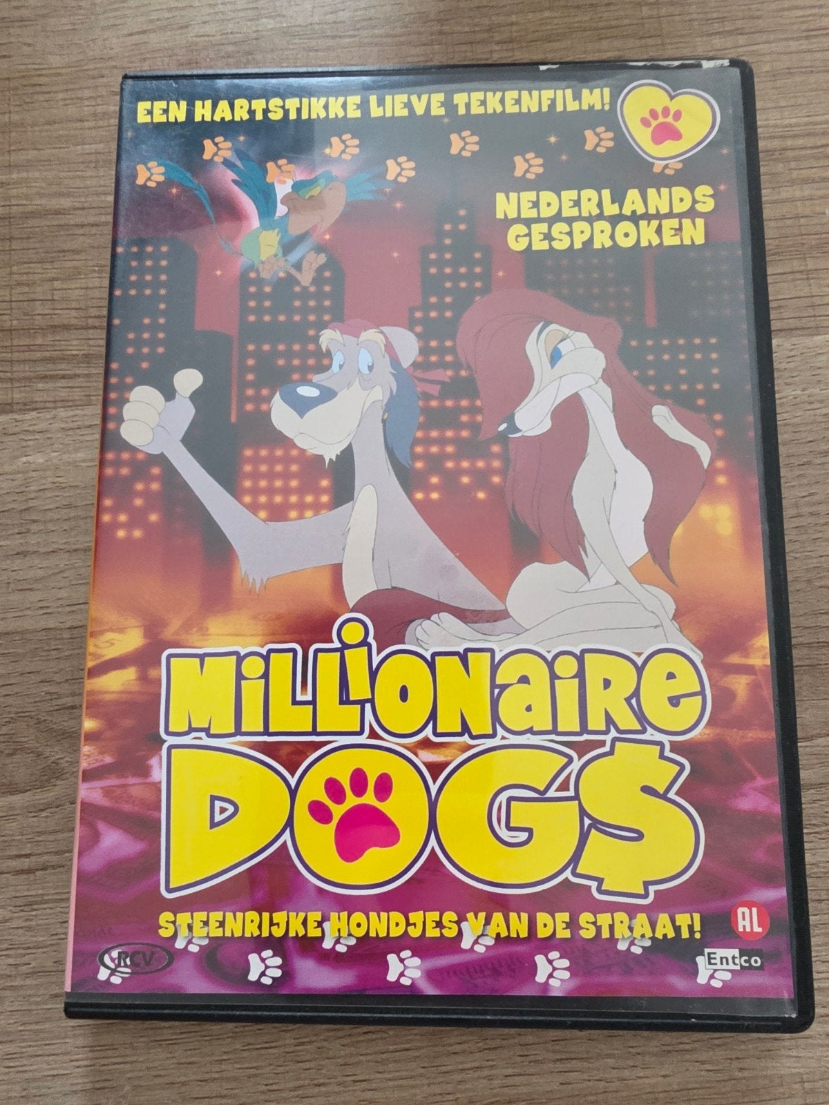 Millionaire dogs, Alle leeftijden, Ophalen of Verzenden, Zo goed als nieuw, Amerikaans