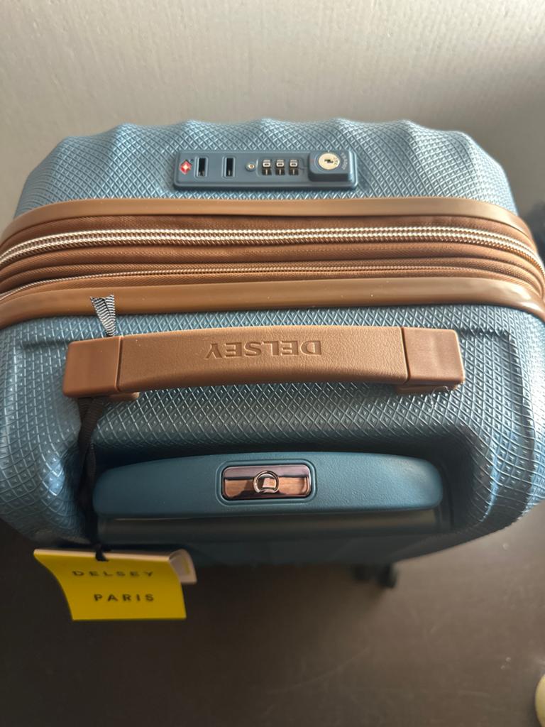 Nieuwe Delsey Paris Koffer - Compact en Stijlvol, Sieraden, Tassen en Uiterlijk, Koffers, 50 tot 60 cm, Hard kunststof, ., Ophalen of Verzenden
