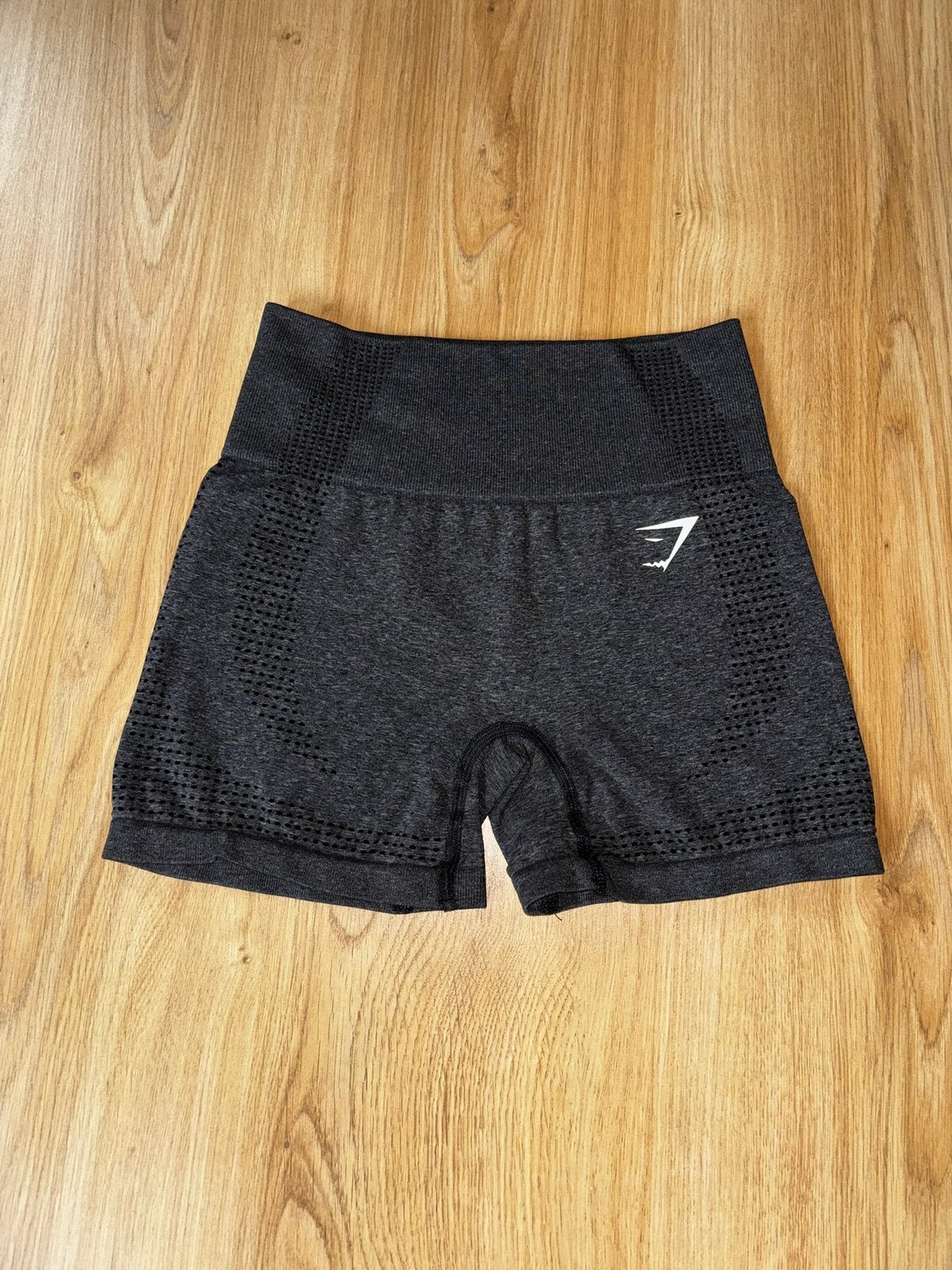 Gymshark vital short, Kleding | Dames, Ophalen of Verzenden, Maat 34 (XS) of kleiner, Grijs, Fitness of Aerobics