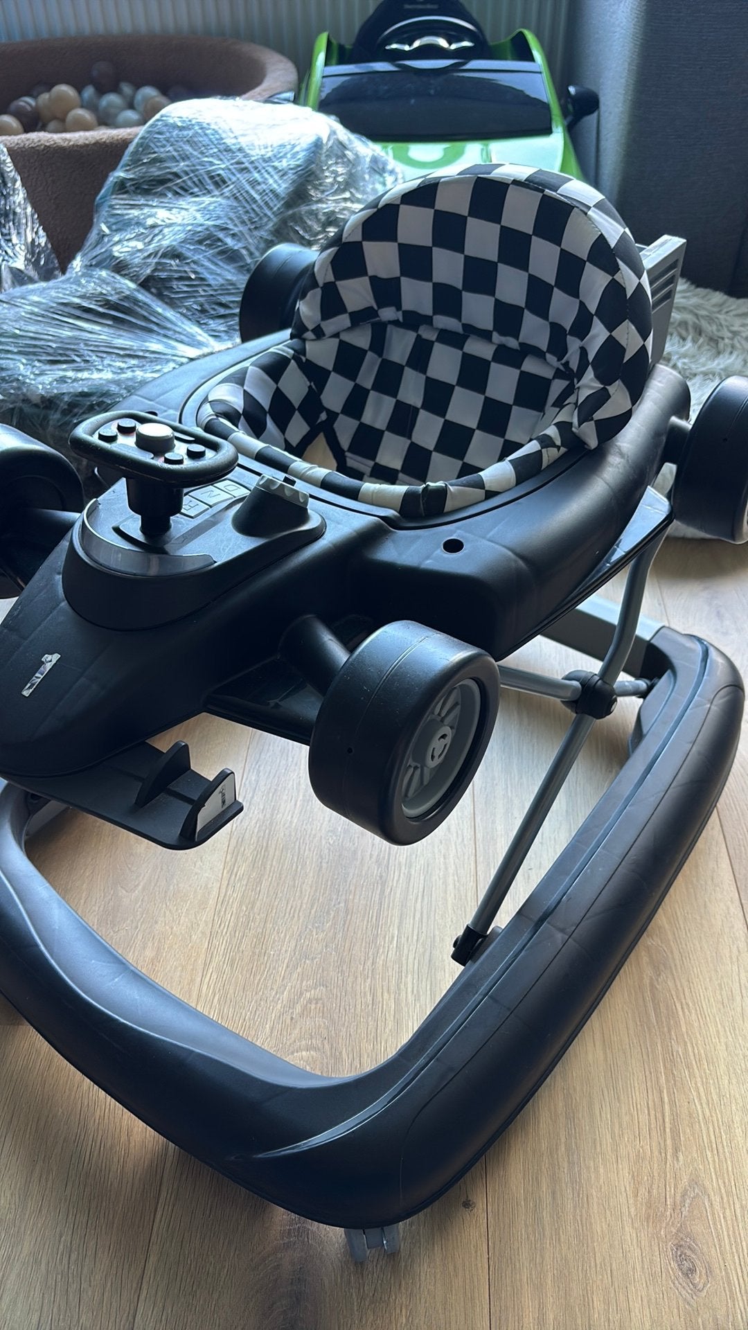 Loopstoel Qute Q racer, Kinderen en Baby's, Ophalen, Zo goed als nieuw