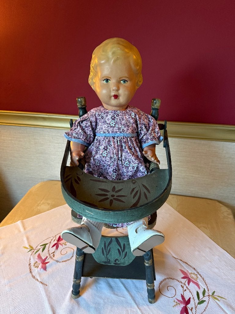 Vintage Babypop in Houten Kinderstoel - Jaren '50, Ophalen, Gebruikt, Babypop