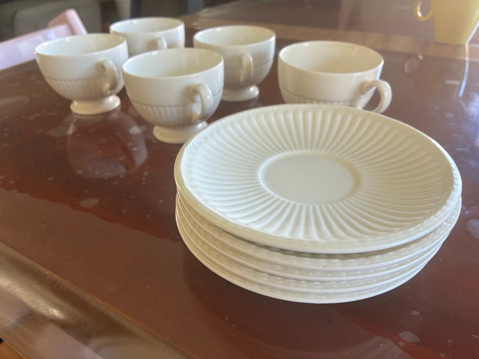 5 Wedgwood Edme koffie/thee kopjes en schotel in goede staat, Ophalen of Verzenden