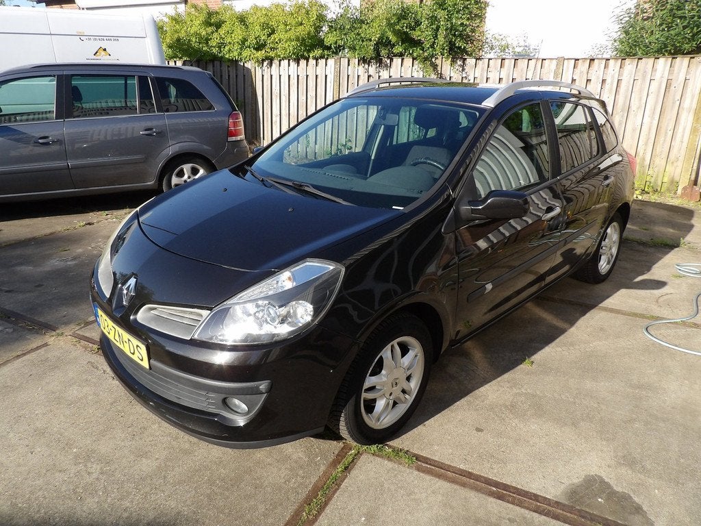 Renault Clio Estate 1.2 TCE Dynamique airco, Auto's, Renault, Bedrijf, Te koop, Clio, ABS, Airbags, Airconditioning, Boordcomputer
