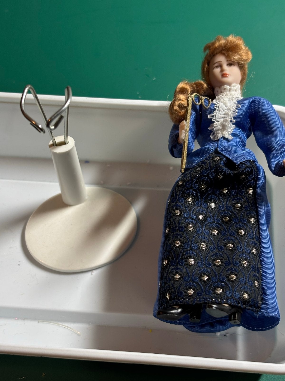 Poppenhuis popje, Ophalen of Verzenden, Gebruikt, Poppenhuis