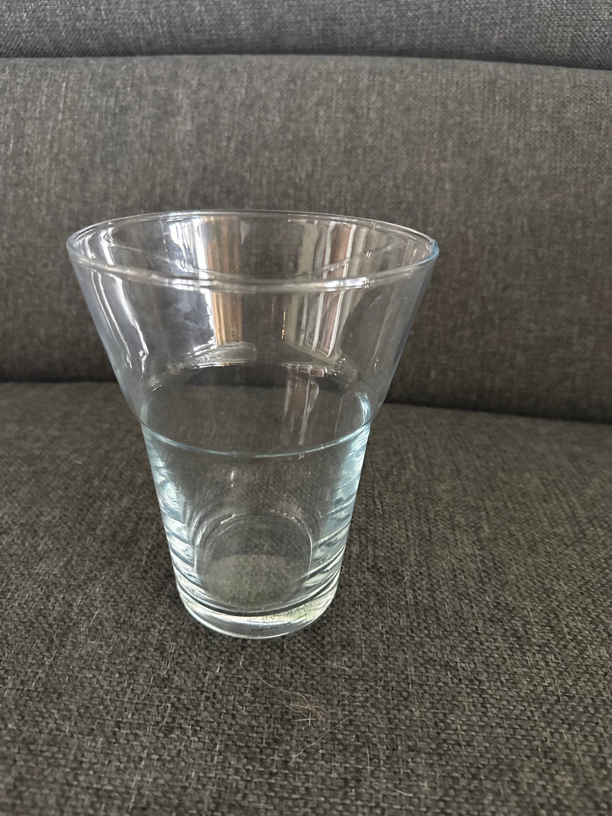 Glazen vaas van K Hagberg/M Hagberg - Zo goed als nieuw, Ophalen of Verzenden, Zo goed als nieuw, Transparant, Glas