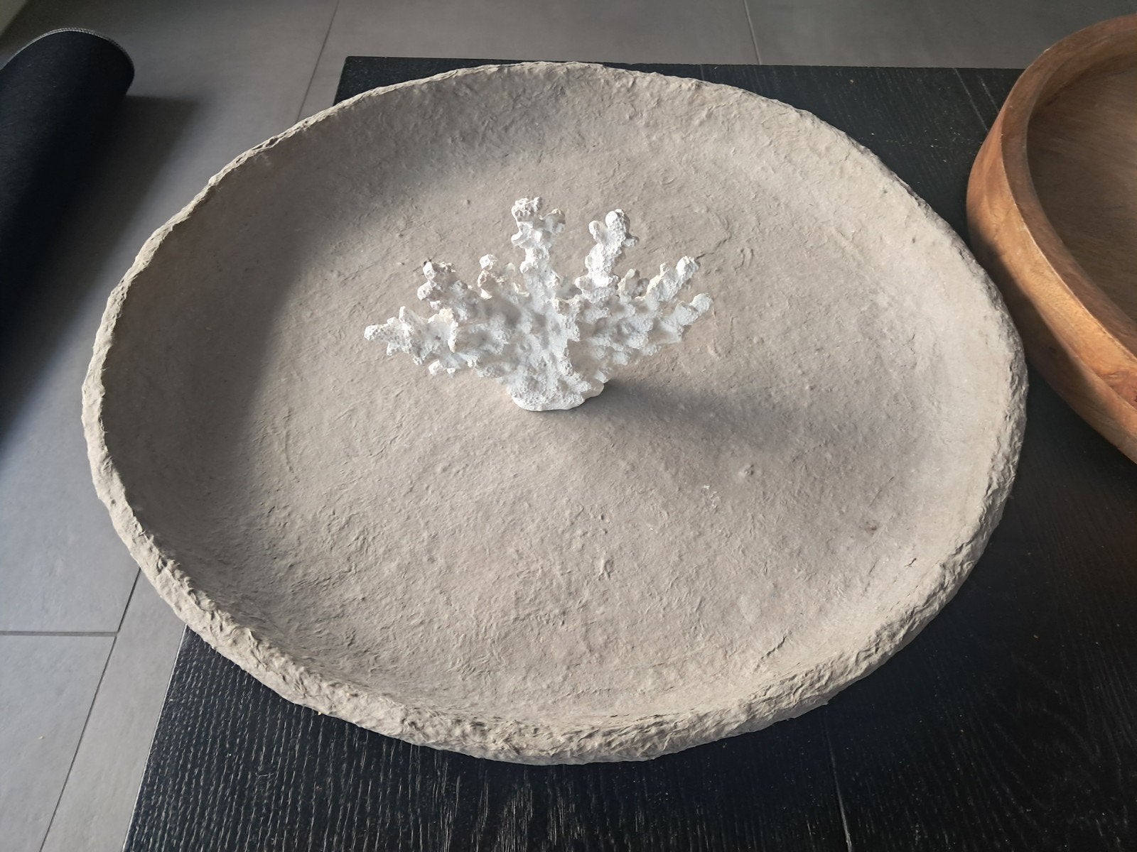 Grijze handgemaakte papier-maché schaal, Overige materialen, Schaal, Rond, Ophalen of Verzenden