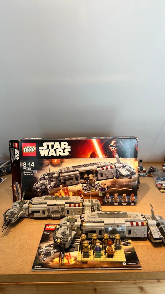 Lego 75140 Resistance Troop Transporter (overcompleet!!), Ophalen of Verzenden, Zo goed als nieuw