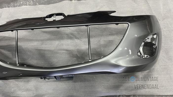 Voorbumper van een Mazda 2 (38P), Auto-onderdelen, Carrosserie en Plaatwerk, -, -, Nieuw, Ophalen of Verzenden