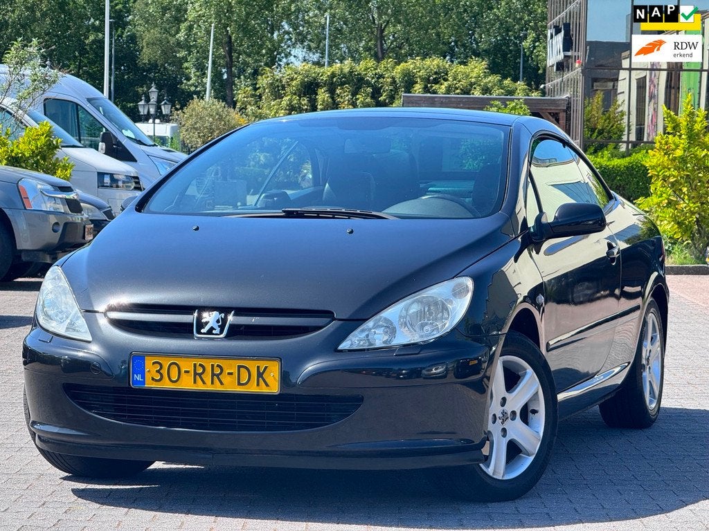 Peugeot 307 CC 2.0-16V | Leder | Stoelverwarming | Elektrisc, Voorwielaandrijving, Zwart, 4 cilinders, Cabriolet