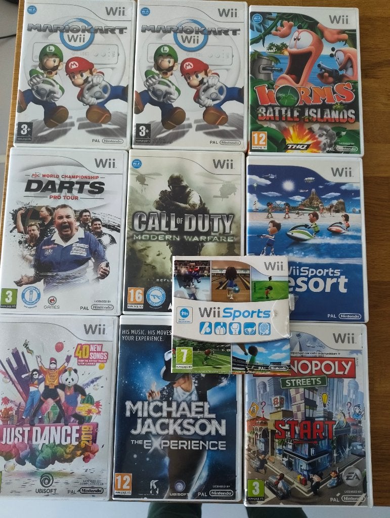 Nintendo Wii compleet met 9 games, 2 controllers, Spelcomputers en Games, Ophalen, Gebruikt, Met 2 controllers, Met games