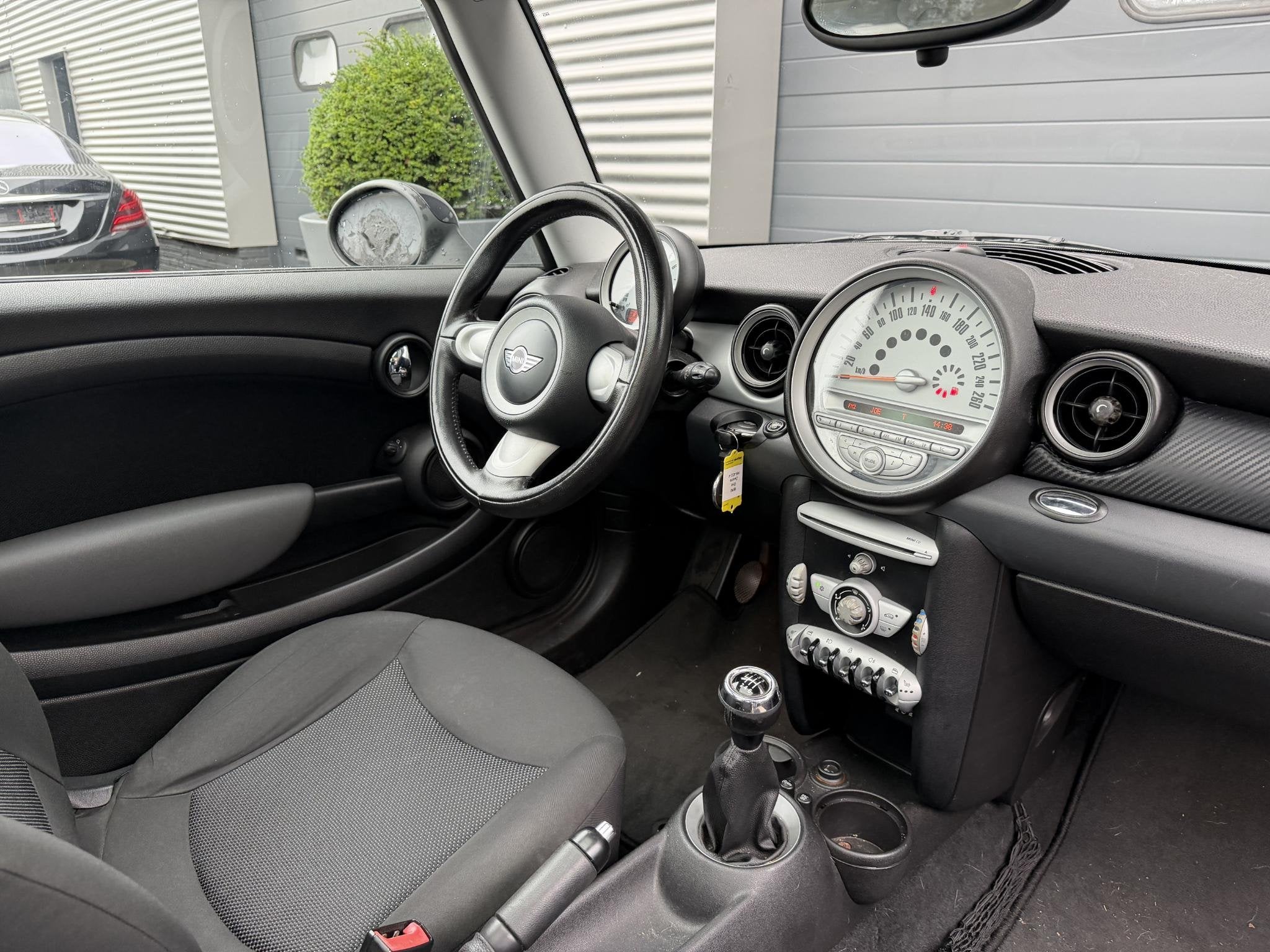 MINI Cooper 3-Deurs 1.4 One | Panoramadak | Airco | Stoelver, Auto's, Voorwielaandrijving, Stof, Gebruikt, 4 stoelen