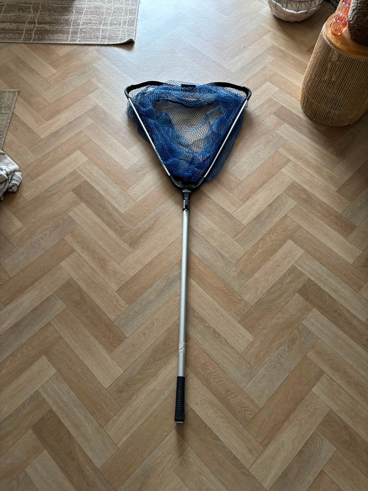 Vis net van rubber, Ophalen, Zo goed als nieuw, Vaste hengel