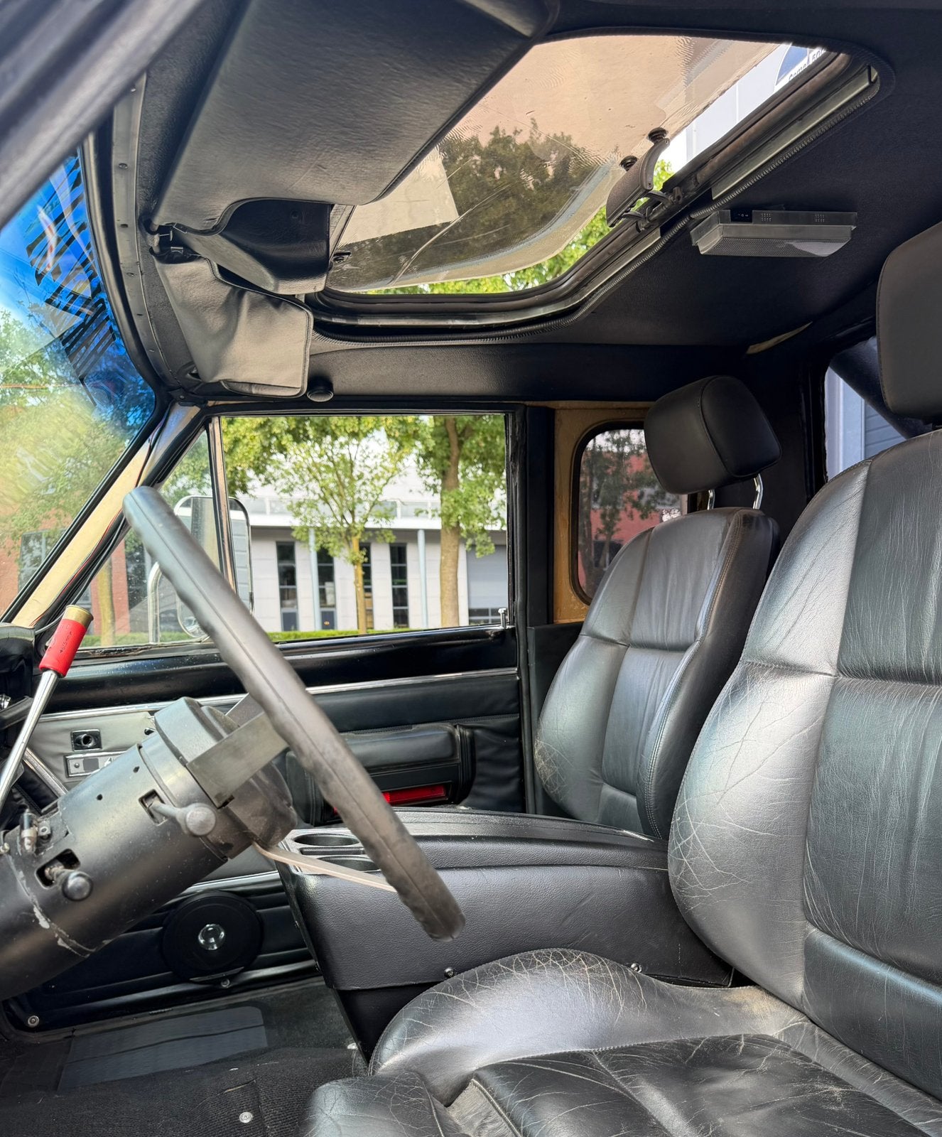 ‼️JEEP CHEROKEE CHIEF 5.9 V8 PICK-UP LTD 4X4 OLDTIMER ‼️, Automaat, Bruin, 2500 kg, Leder