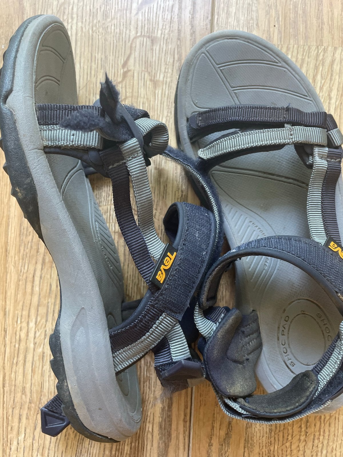 Teva sandalen - Comfortabele wandelsandalen, maat 39, Grijs, Gedragen, Sandalen of Muiltjes, Ophalen of Verzenden