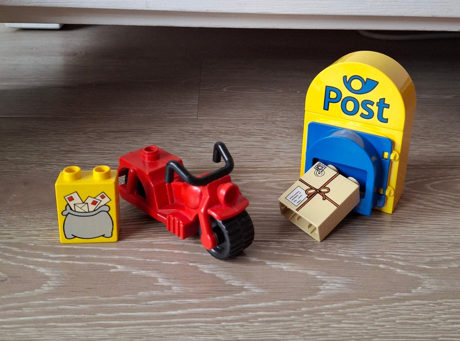 Post setje, Ophalen of Verzenden, Zo goed als nieuw, Duplo
