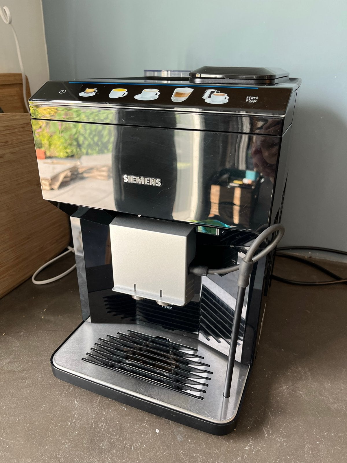 Siemens EQ500 koffiemachine (defect - onderdelen/reparatie), Witgoed en Apparatuur, Ophalen, Koffiemachine, Koffiebonen, Niet werkend