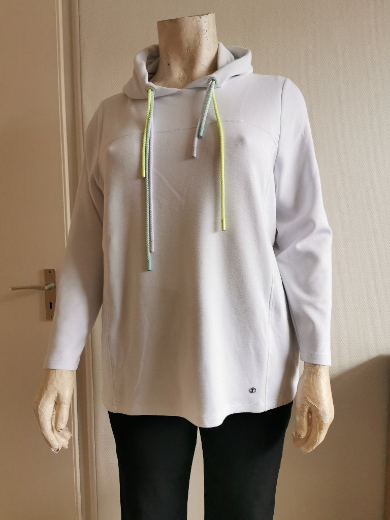 212 .. Zgan trui van frapp maat 46, Kleding | Dames, Grote Maten, Ophalen of Verzenden, Zo goed als nieuw, Wit, Trui of Vest