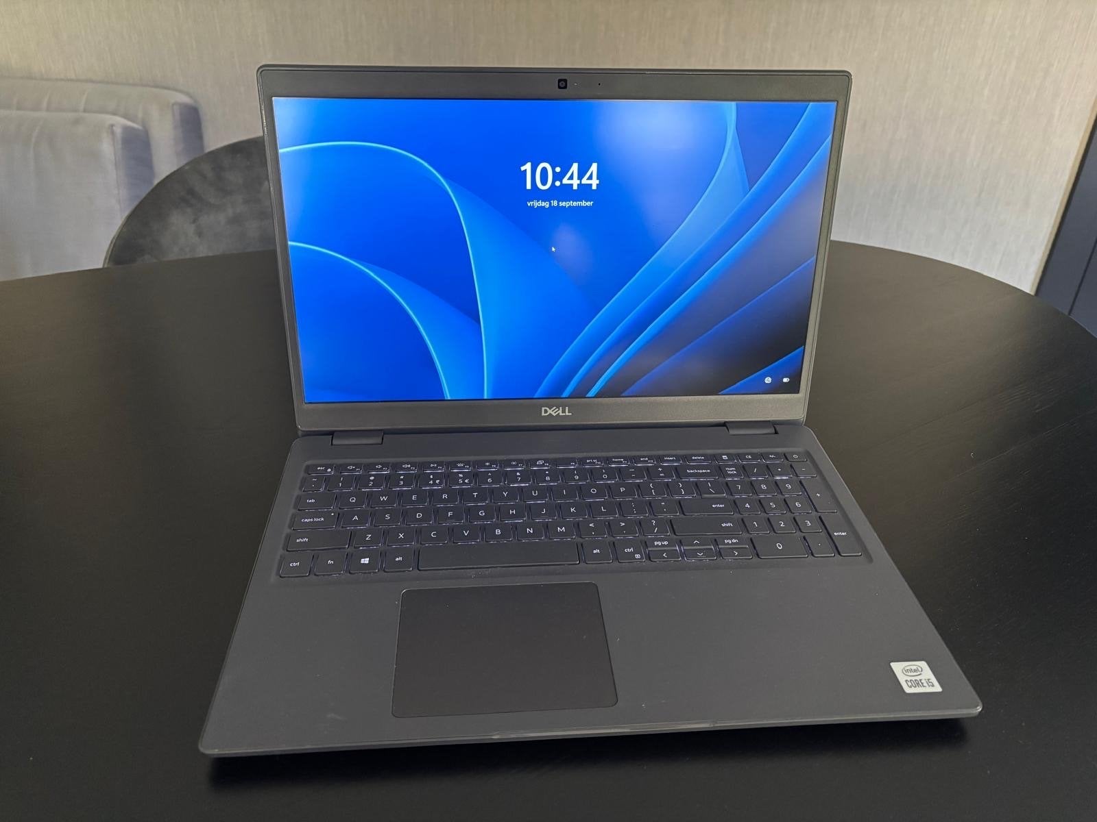 Dell Latitude 3510 15 inch laptop, Ophalen, 15 inch, 2 tot 3 Ghz
