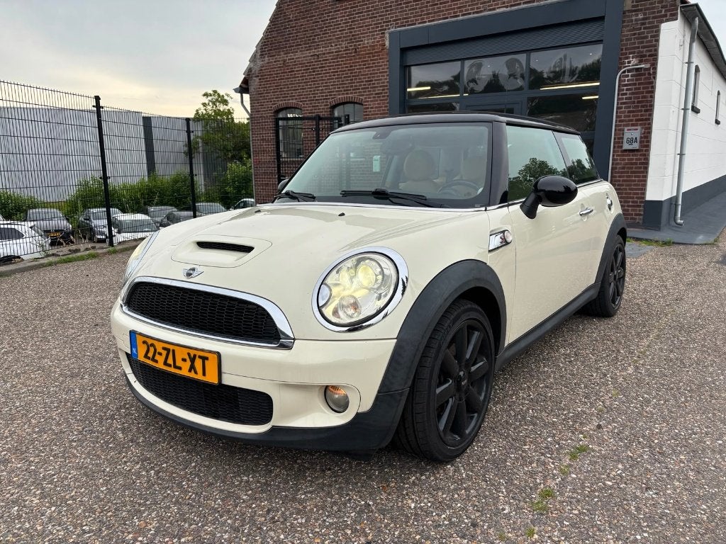 Mini Cooper S Chili 1.6 THP 200PK NIEUWE APK | INRUILKOOPJE, Auto's, Mini, Voorwielaandrijving, Beige, 4 cilinders, 4 stoelen